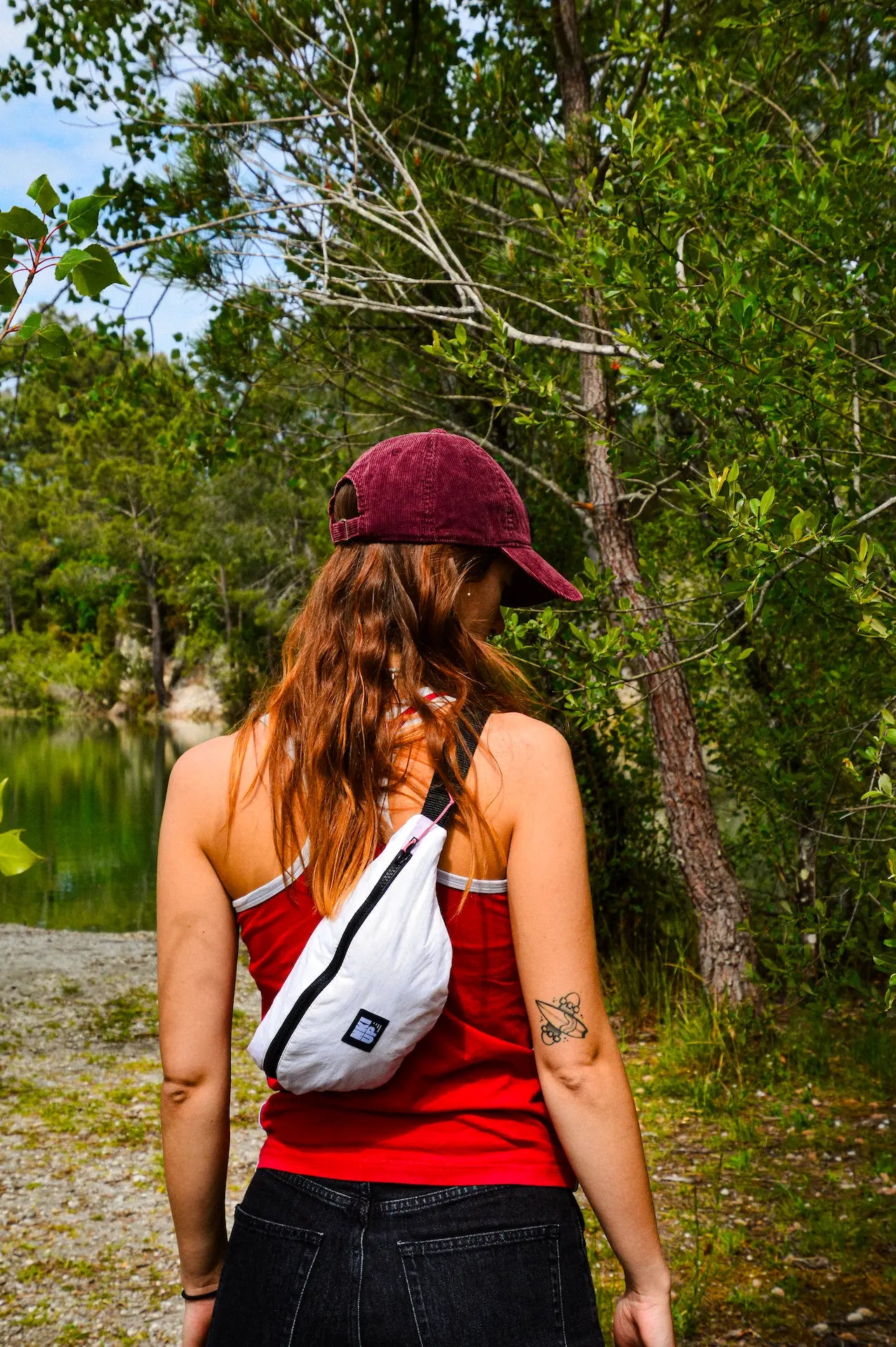 Sac banane Aéro molletonnée blanc et lilas