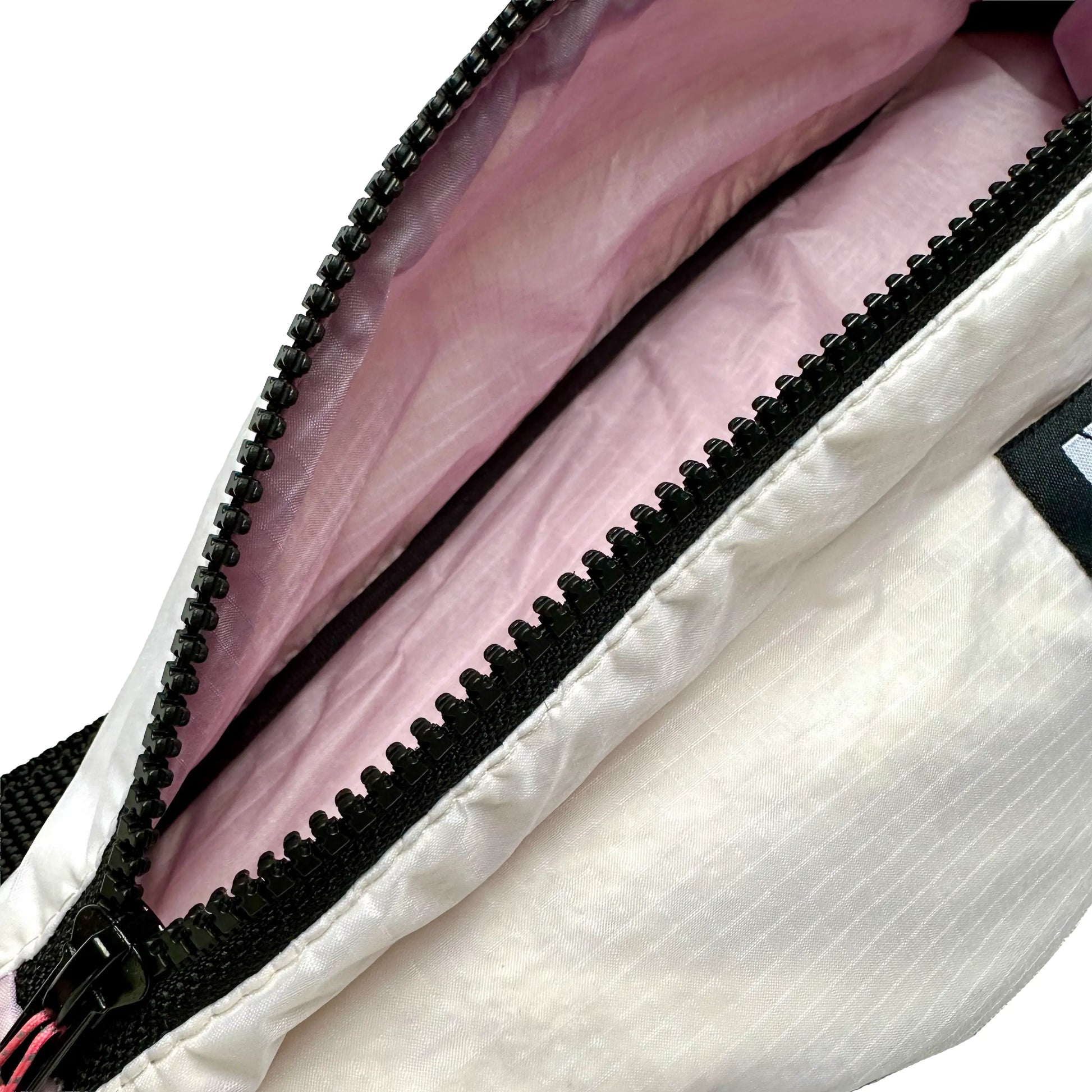 AERO MOLLETONNEE NKIUP